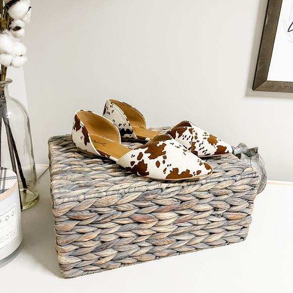 Qupid Brown Cow Print D’Orsay Flats Size 8 - Picture 2 of 9